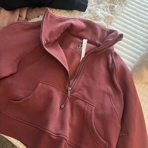 Lululemon Half-Zip Cropped Scuba